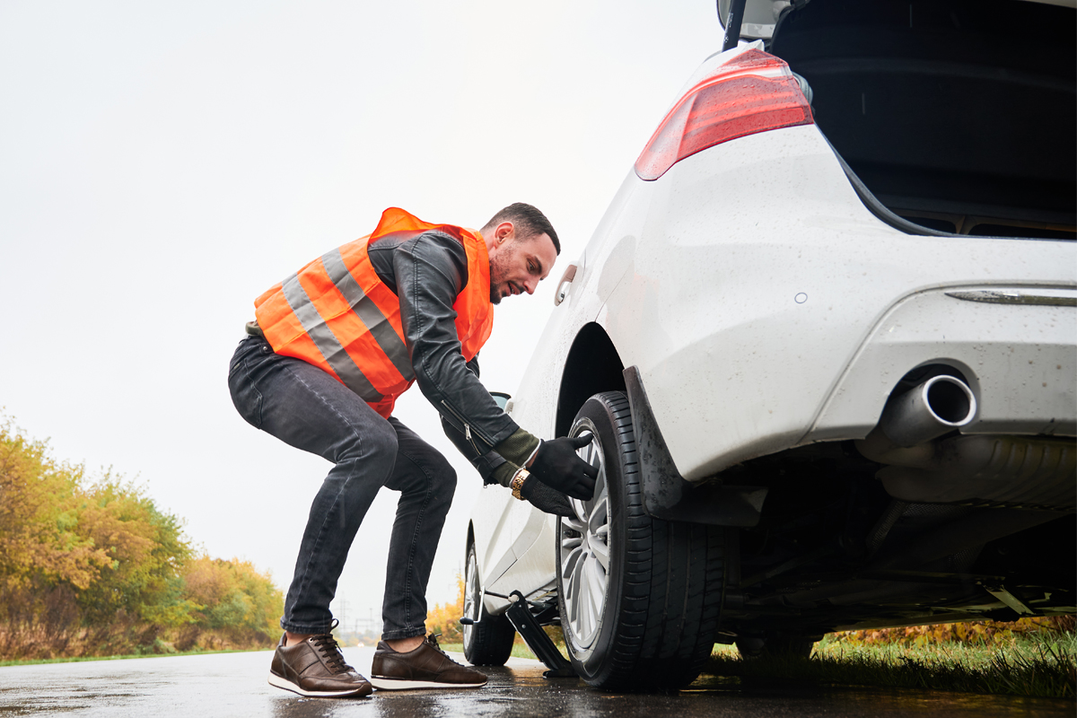 Car & Bike Towing Services in karaikudi